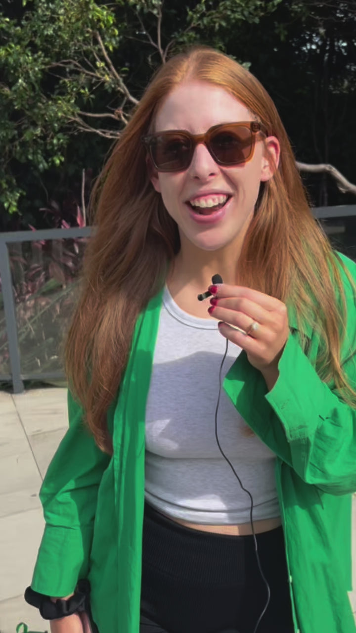 Video provided by Shopify App SwipeUp
